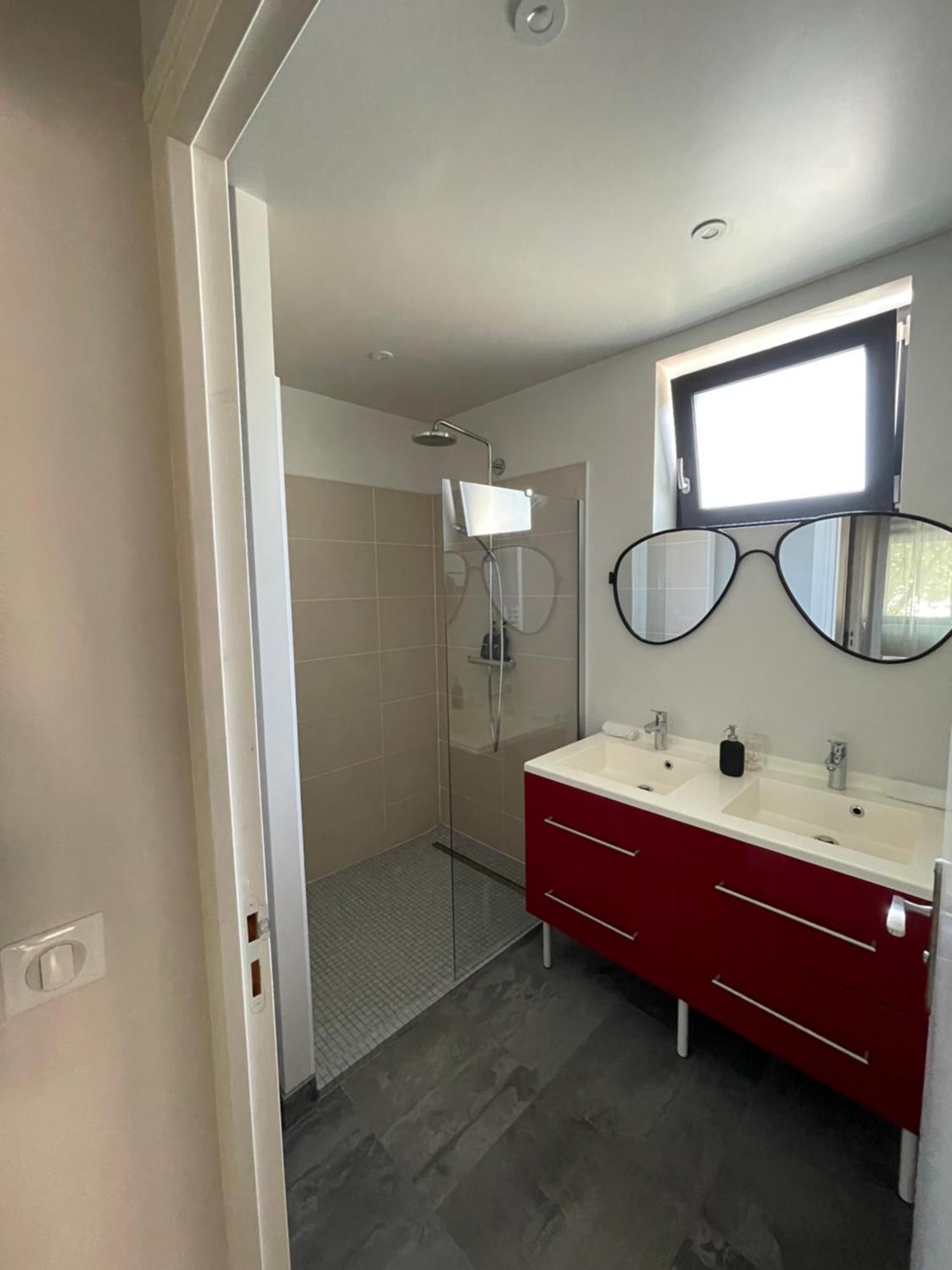 Apartment 1 Confort&Modern Arad Exterior foto